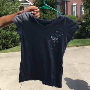 Short sleeve hooded tee shirt